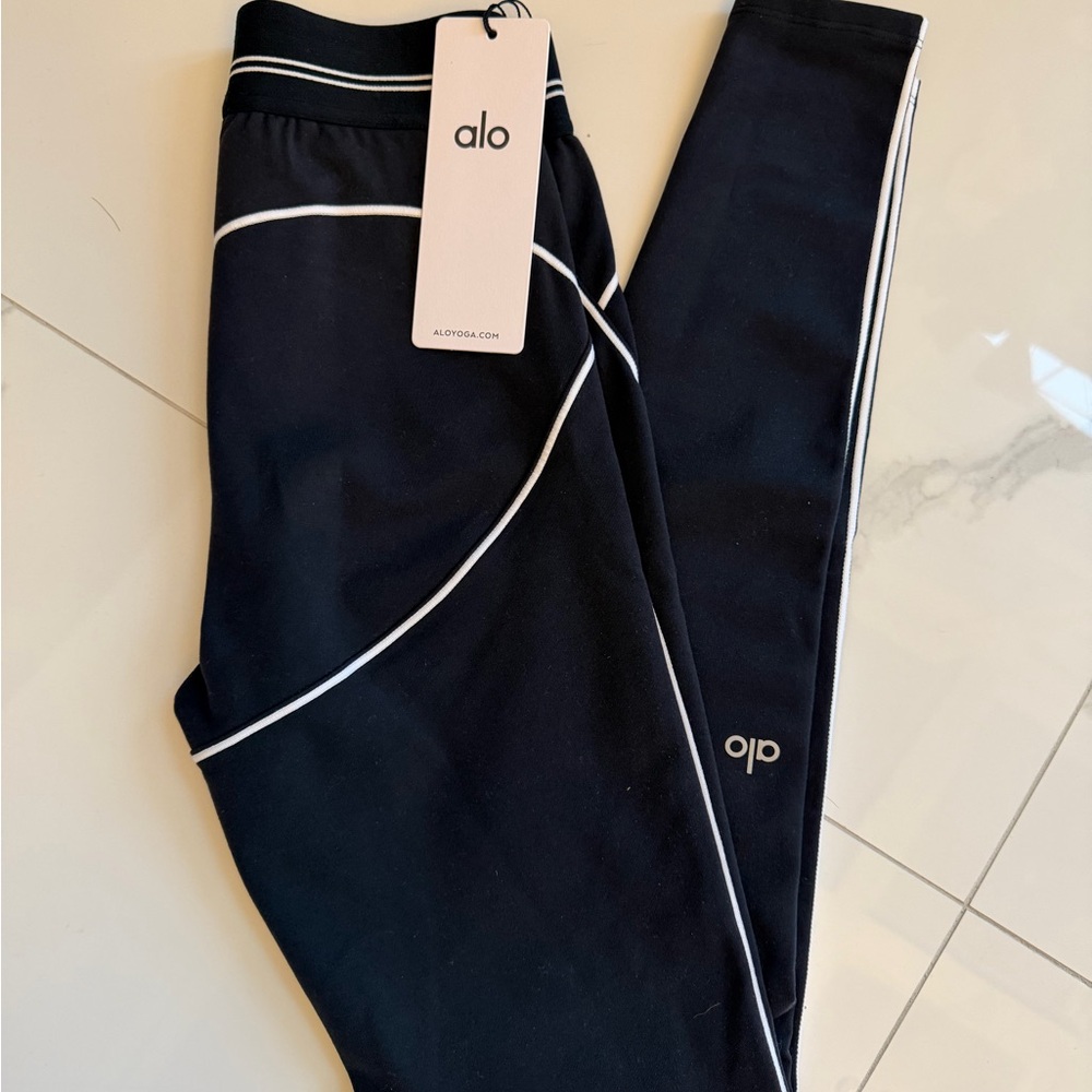 ALO Yoga Black Leggings